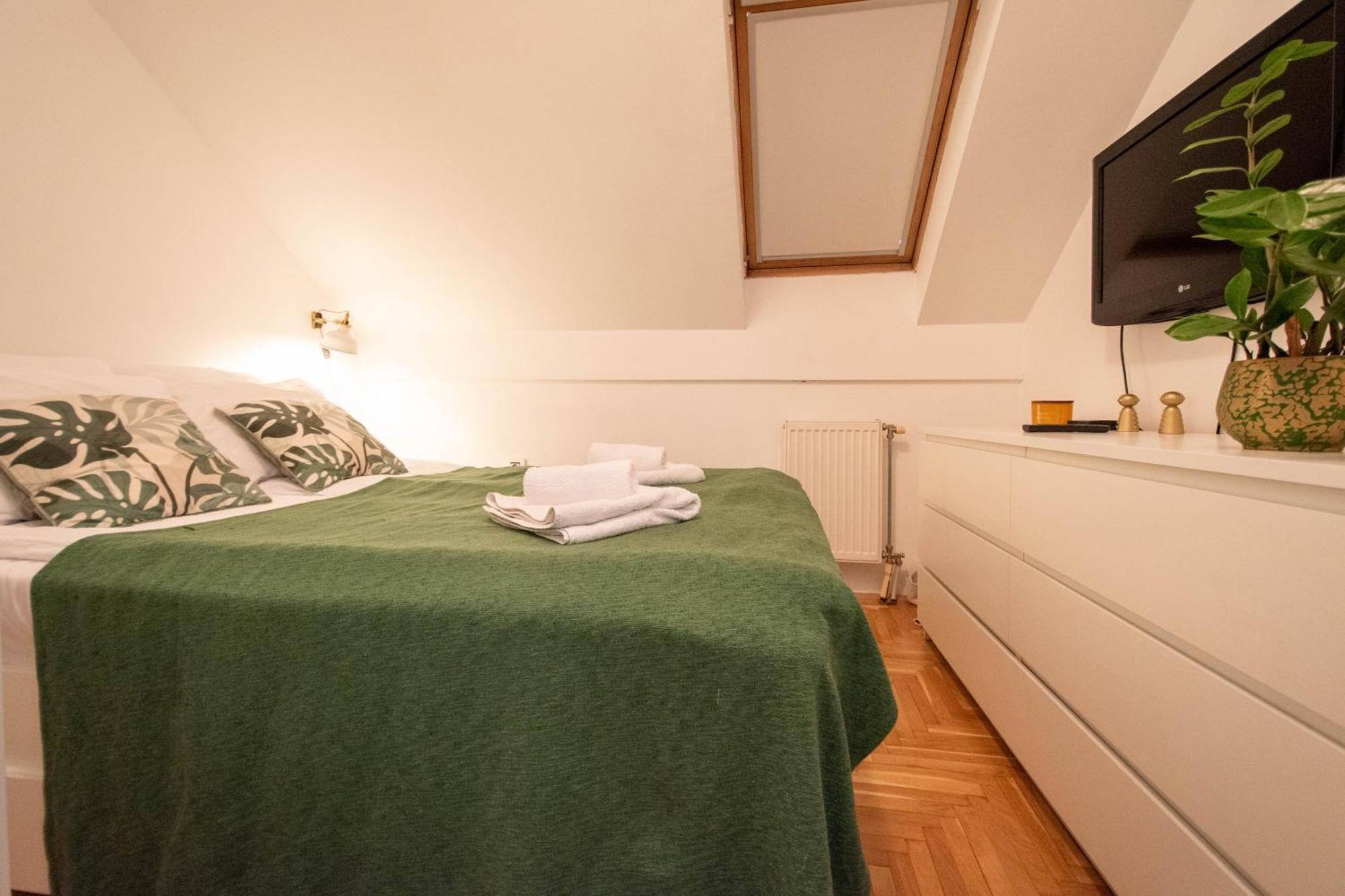 Spacious 1-bedroom apartment Novi Sad Exterior foto